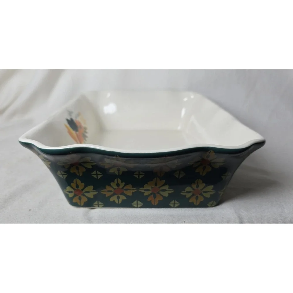 Pioneer Woman Baking Dish. Timeless Floral Green Scalloped Edge  12
